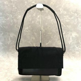 グッチ(GUCCI)の★GUCCI★ワンショルダーバッグ レザー ナイロン ロゴ メタルプレート(ショルダーバッグ)