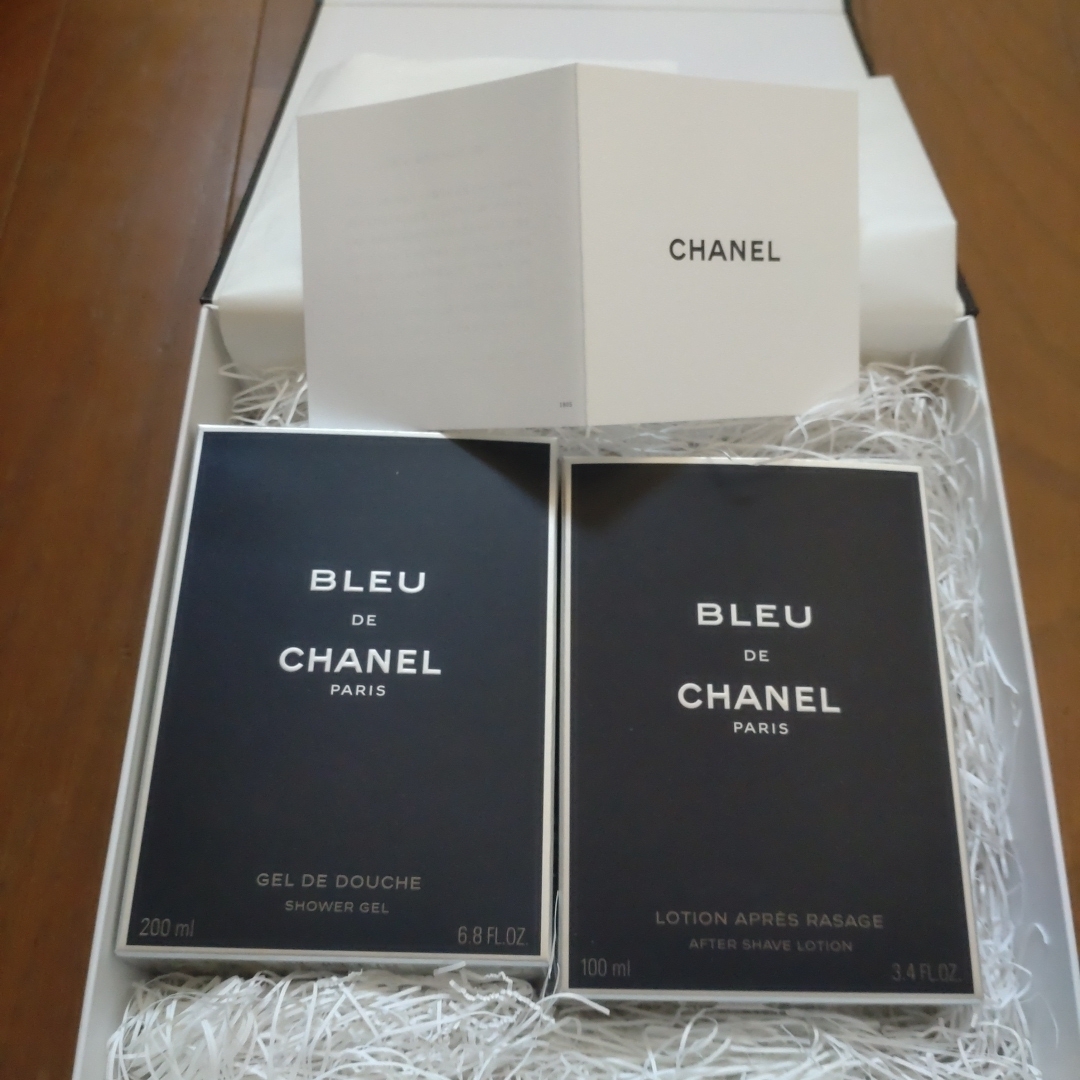CHANEL 空箱 マグネットタイプ 大サイズ CHANEL - CHANEL 空箱の通販 by シュン|シャネルならラクマ