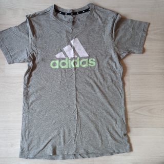アディダス(adidas)のused アディダス　Tシャツ　サイズ160　グレー(Tシャツ/カットソー)