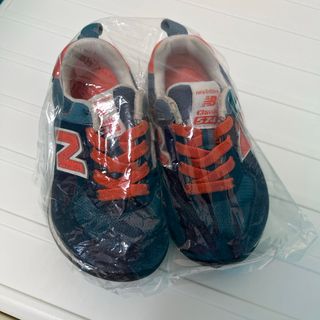 ニューバランス キッズ 靴