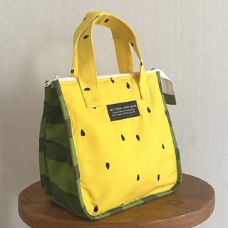 保冷保温お弁当袋　大き目ランチバッグ　スイカ×イエロー　ハンドメイド616