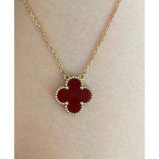 ヴァンクリーフアンドアーペル(Van Cleef & Arpels)のヴィンテージ アルハンブラ ペンダント 18K イエローゴールド カーネリアン(ネックレス)