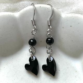 漆黒のハートピアス303S