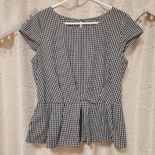 インデックス(INDEX)のインデックス　ギンガムチェックペプラムブラウス　M(シャツ/ブラウス(半袖/袖なし))