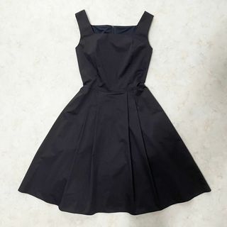 フォクシーニューヨーク(FOXEY NEW YORK)の【極美品】FOXEY NEW YORK ホリードレス　38　Ｍサイズ(ひざ丈ワンピース)