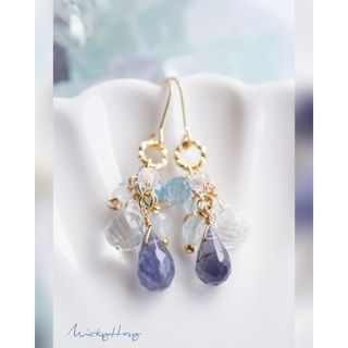 No.2492　アイオライト　クリスタル　アクアマリン　クォーツ　天然石　ピアス