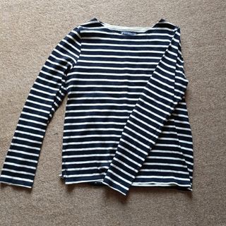 プチバトー(PETIT BATEAU)のPETIT BATERU ボーダーカットソー(カットソー(長袖/七分))