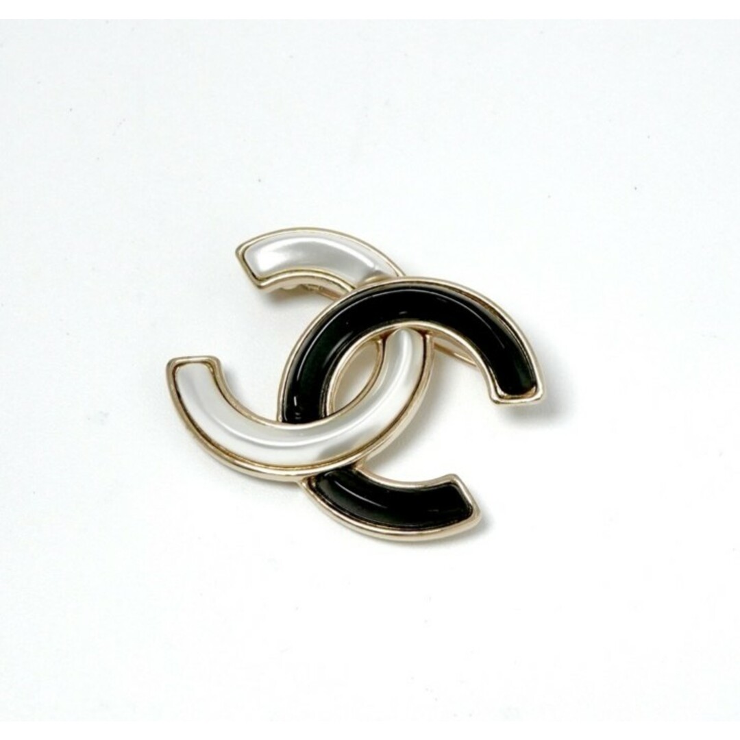 【ゴージャスな一品♡】CHANEL ブローチ CHANEL - シャネル CHANEL ブローチ コサージュ ゴールド