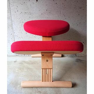 サカモトハウス(サカモトハウス)の【良品】サカモトハウス バランスチェアイージー　レッド(ショートフレーム)(デスクチェア)