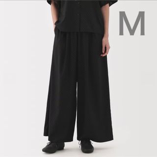 ムジルシリョウヒン(MUJI (無印良品))の新品　無印良品　なめらか　リヨセル混イージーワイドパンツ 婦人　黒柄(その他)