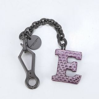 ボッテガヴェネタ(BOTTEGA VENETA)の美品 ボッテガヴェネタ パイソン レザー イニシャル E チェーン バッグ チャーム キーホルダー キーリング レディース RUE CK28-8(チャーム)