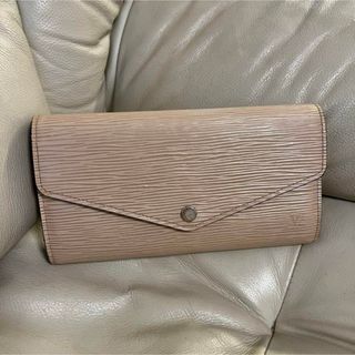 ルイヴィトン(LOUIS VUITTON)のLOUIS VUITTON エピポルトフォイユサラホ ック付 長財布(財布)
