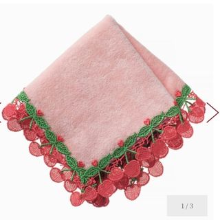 近沢レース　さくらんぼ　ピーチ(ハンカチ)