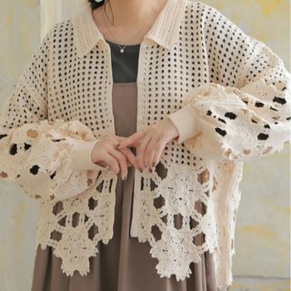 オシャレウォーカー(osharewalker)の新品◆オシャレウォーカー　somari　透かし編み　襟付き　ニット　カーディガン(カーディガン)