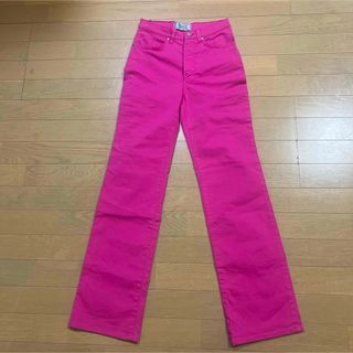 ヴェルサーチ(VERSACE)のヴェルサーチ　ピンクパンツ(カジュアルパンツ)