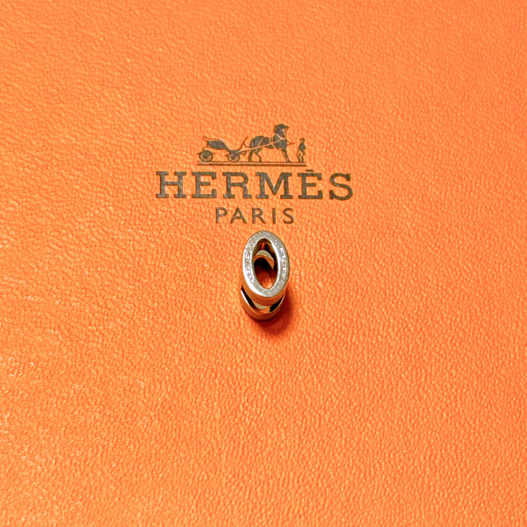 【超美品】 エルメス ポップアッシュ ネックレス トップ チャーム グレージュ HERMES - 【超美品】 エルメス ポップアッシュ ネックレス