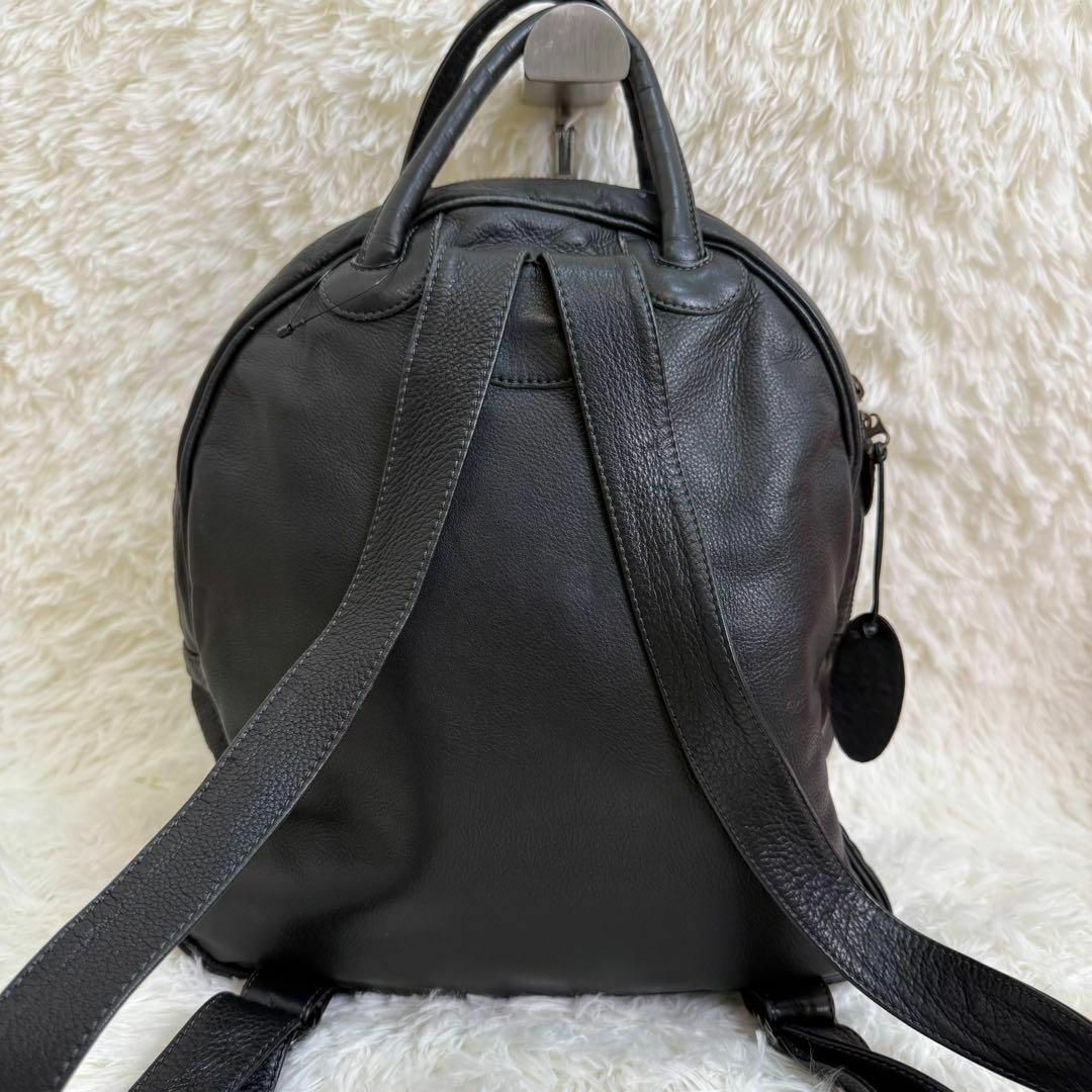 極美品✨IBIZA イビサ 切り替えデザイン レザー リュック ブラック 牛革 IBIZA - IBIZA イビサ 花柄レザーバックパック リュックサック
