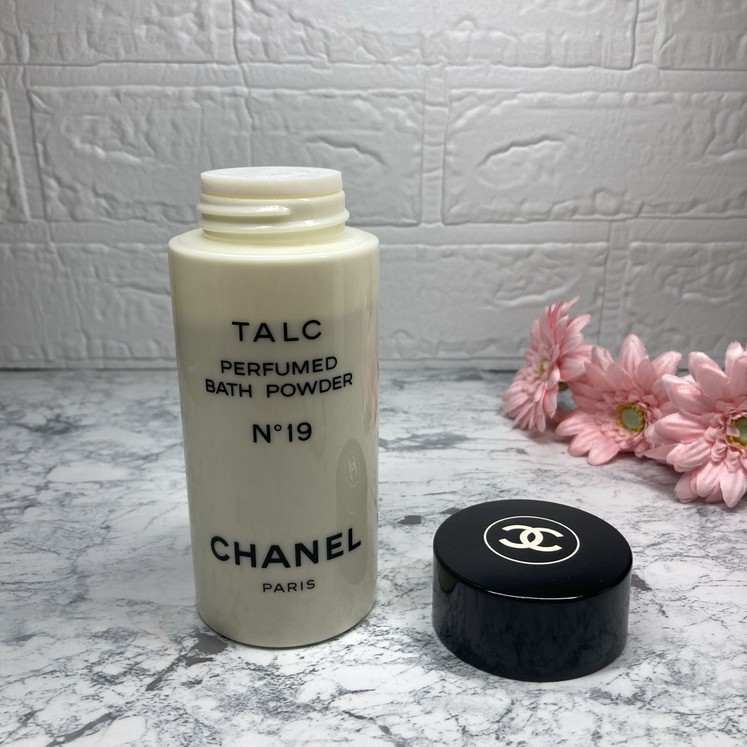 CHANEL シャネル NO19 バスパウダー CHANEL - 【シャネル✨バスパウダー】タルク パフューム バス