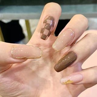 大人気♡　ネイルチップ チョコレート ベージュ ブラウン レディース 韓国(つけ爪/ネイルチップ)