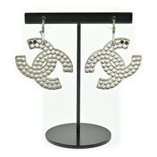 シャネル(CHANEL)のCHANEL シャネル ピアス  シルバー 【古着】【中古】【送料無料】(ピアス)