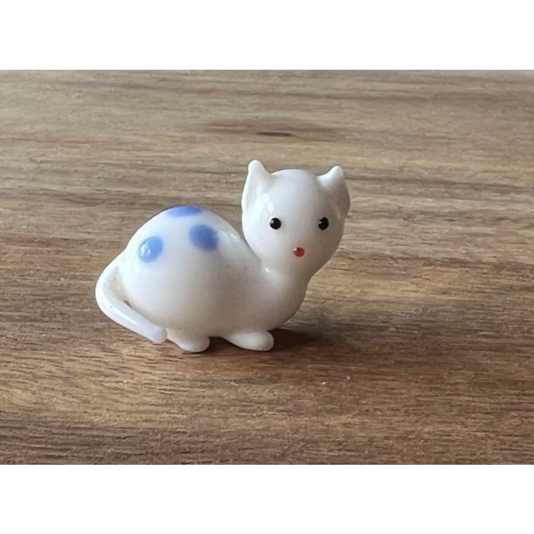 専用ページ　猫の置物二つ 猫の置物(2つ)の通販 by hinano's shop｜ラクマ