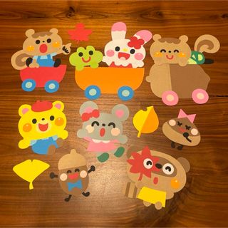 ラスト1点！　動物壁面　秋壁面　壁面　壁面飾り　保育　幼稚園