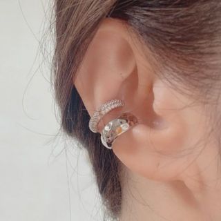 ❤️オススメ❤️ 高品質イヤーカフ　２連　　　ジルコニア　シルバー　片耳用