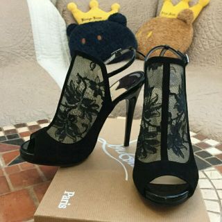 ジミーチュウ(JIMMY CHOO)の美品本物🌟JIMM THOOジミーチュウ🎀高級レース牛革サンダル(サンダル)