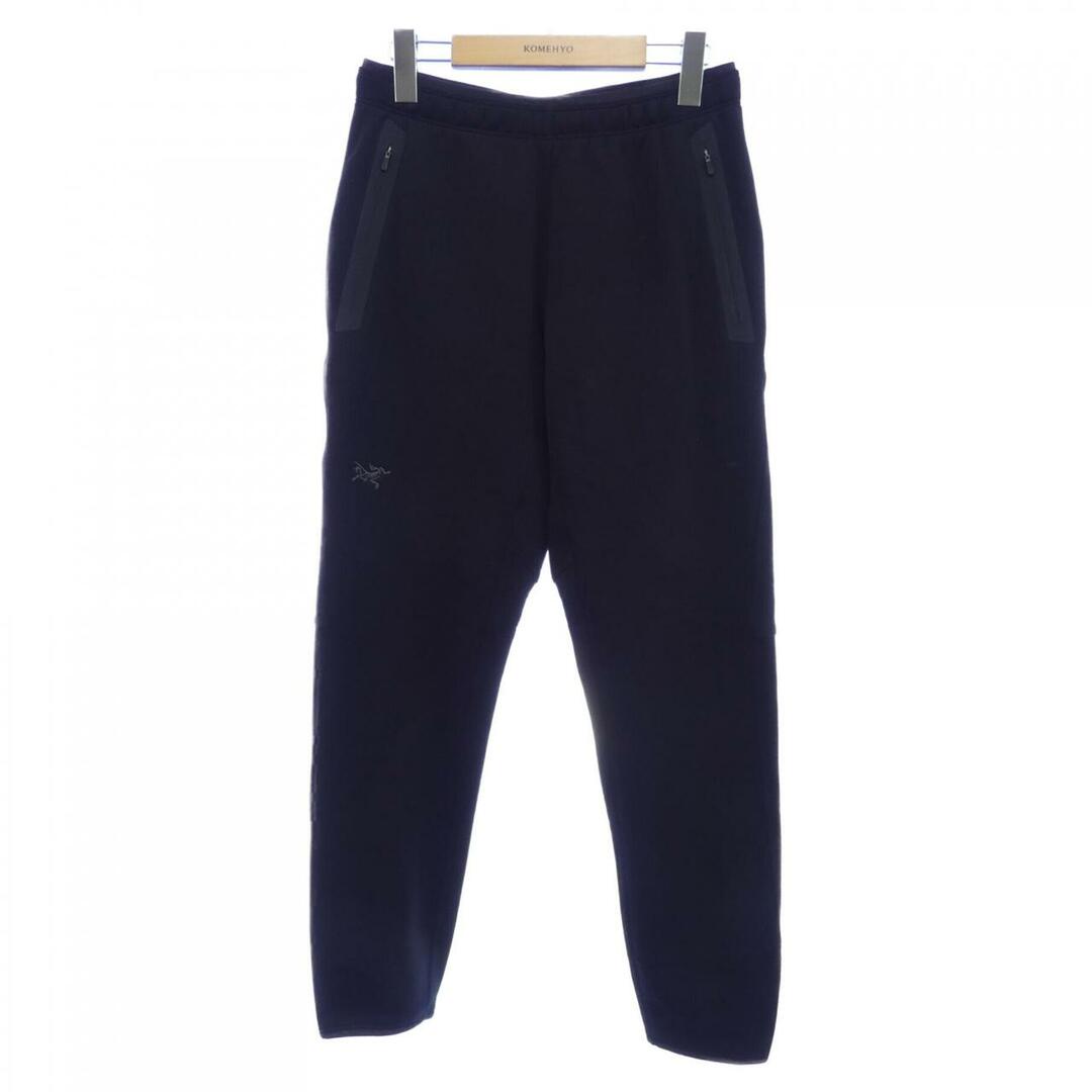 パンツ Arc'teryx Trousers Bordeaux ARC'TERYX - アークテリクス ARC'TERYX パンツの通販 by KOMEHYO