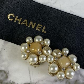 CHANEL - CHANEL シャネル ココマーク パール ラインストーン 08Aイヤリング A-7887
