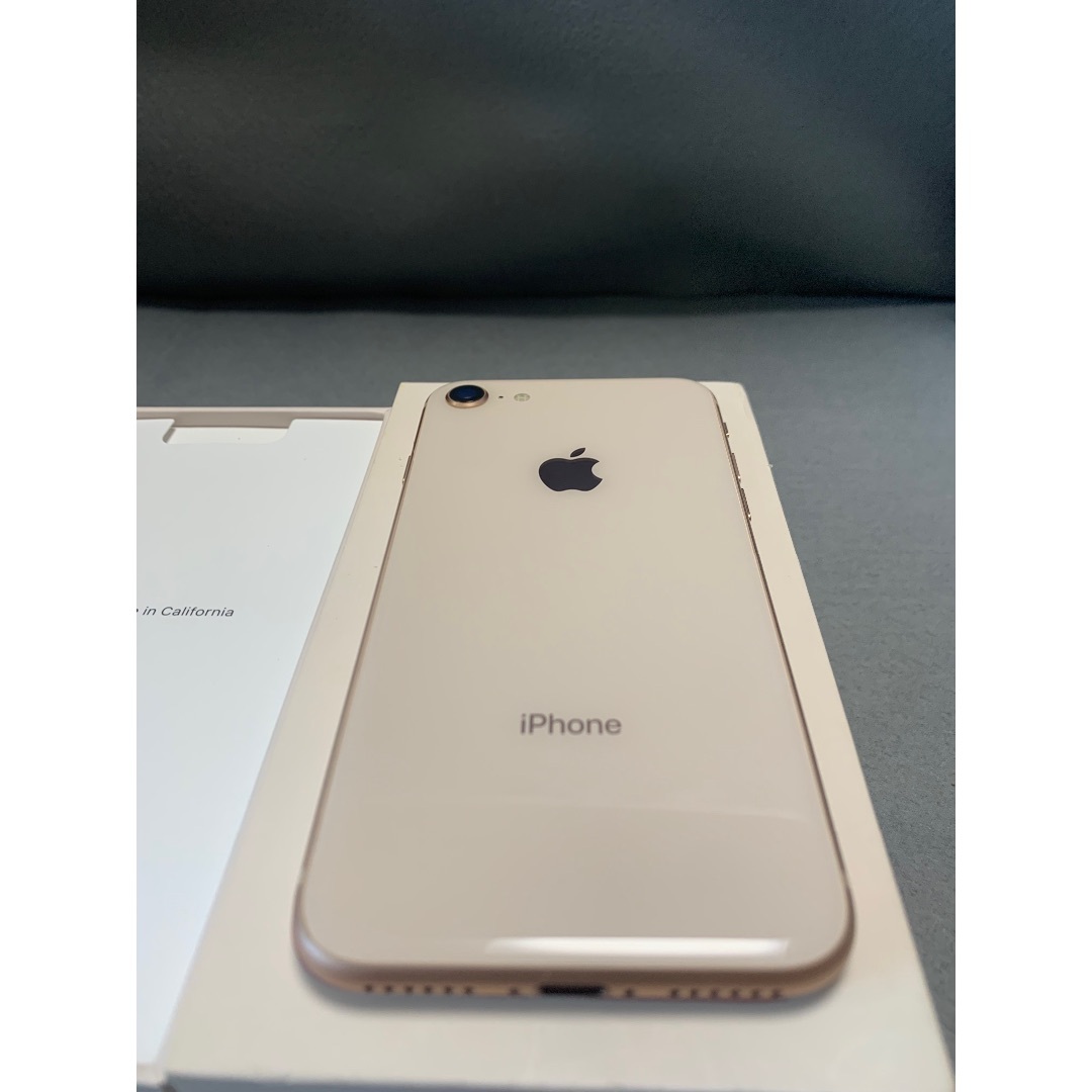 超美品 国内版 SIMフリー iPhone8 256GB ゴールド色の通販 by