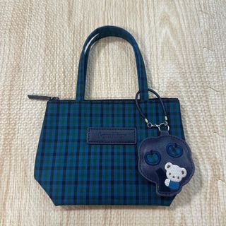 ファミリア(familiar)の最終値下げ！　新品未使用　ファミリア　ミニミニトート　ポーチ　チェック　青(ポーチ)