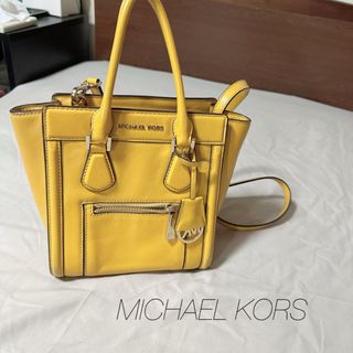 マイケルコース(MICHAEL KORS)のMICHAEL KORS マイケルコース ハンドバッグ イエロー(ハンドバッグ)