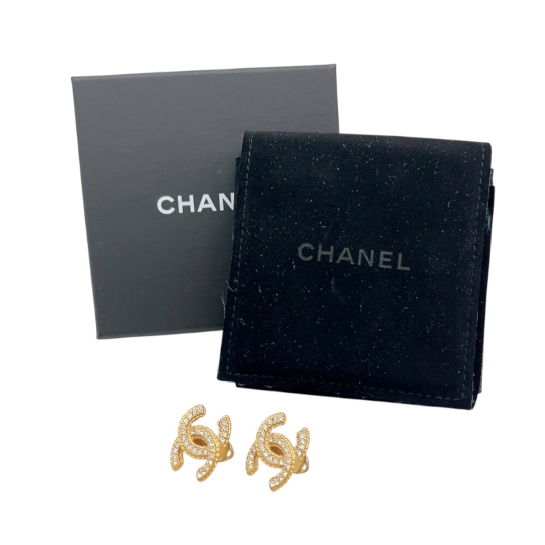 CHANEL イヤリング メタル&ラインストーン CHANEL - シャネル CHANEL ココマークイヤリング メタル ライン