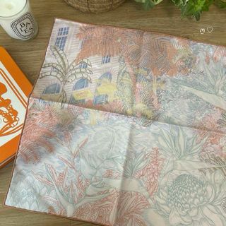 エルメス(HERMES)のHERMESエルメス　ガヴロッシュ　フォーブルトロピカル　カレ45　プチカレ(バンダナ/スカーフ)