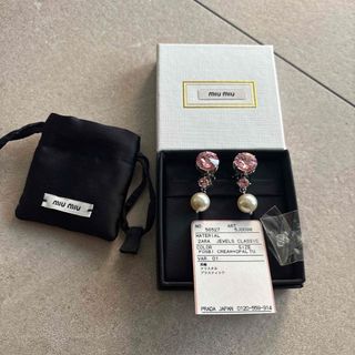 ミュウミュウ(MIU MIU)のミュウミュウ　イヤリング　国内正規品　美品(イヤリング)