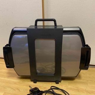 トウシバ(東芝)のTOSHIBA ホットプレート HGK-12WH08年製(ホットプレート)