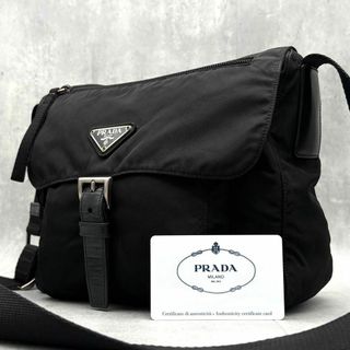 プラダ(PRADA)のプラダ　ショルダーバッグ　クロスボディ　三角ロゴ　シルバー金具　ナイロン　黒(ショルダーバッグ)