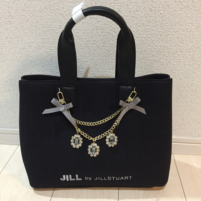 JILL by JILLSTUART(ジルバイジルスチュアート)の定価＋送料 ♡ジュエルリボントート♡ブラック レディースのバッグ(トートバッグ)の商品写真