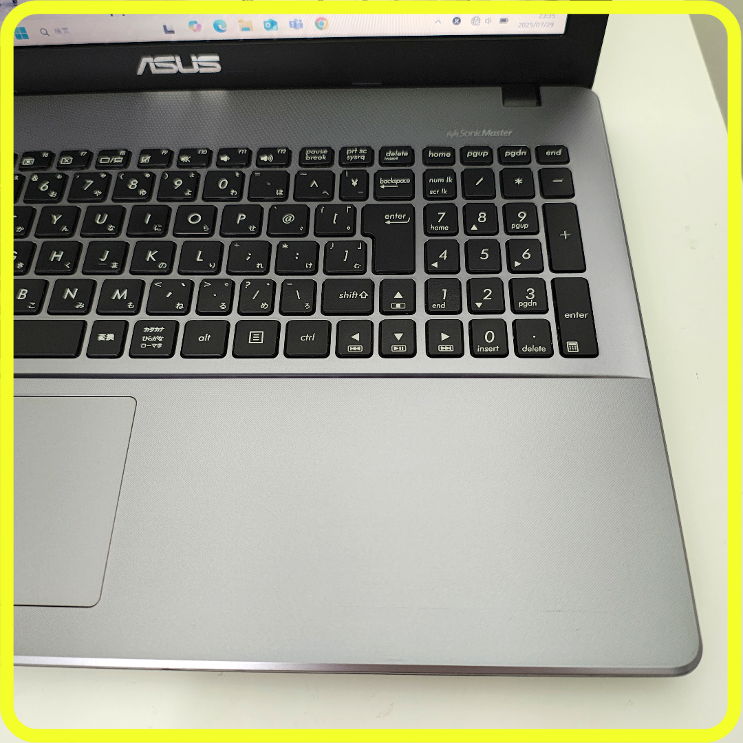 ASUS(エイスース)のCore i7　新品SSD512GB⭐️windows11ノートパソコン　573 スマホ/家電/カメラのPC/タブレット(ノートPC)の商品写真