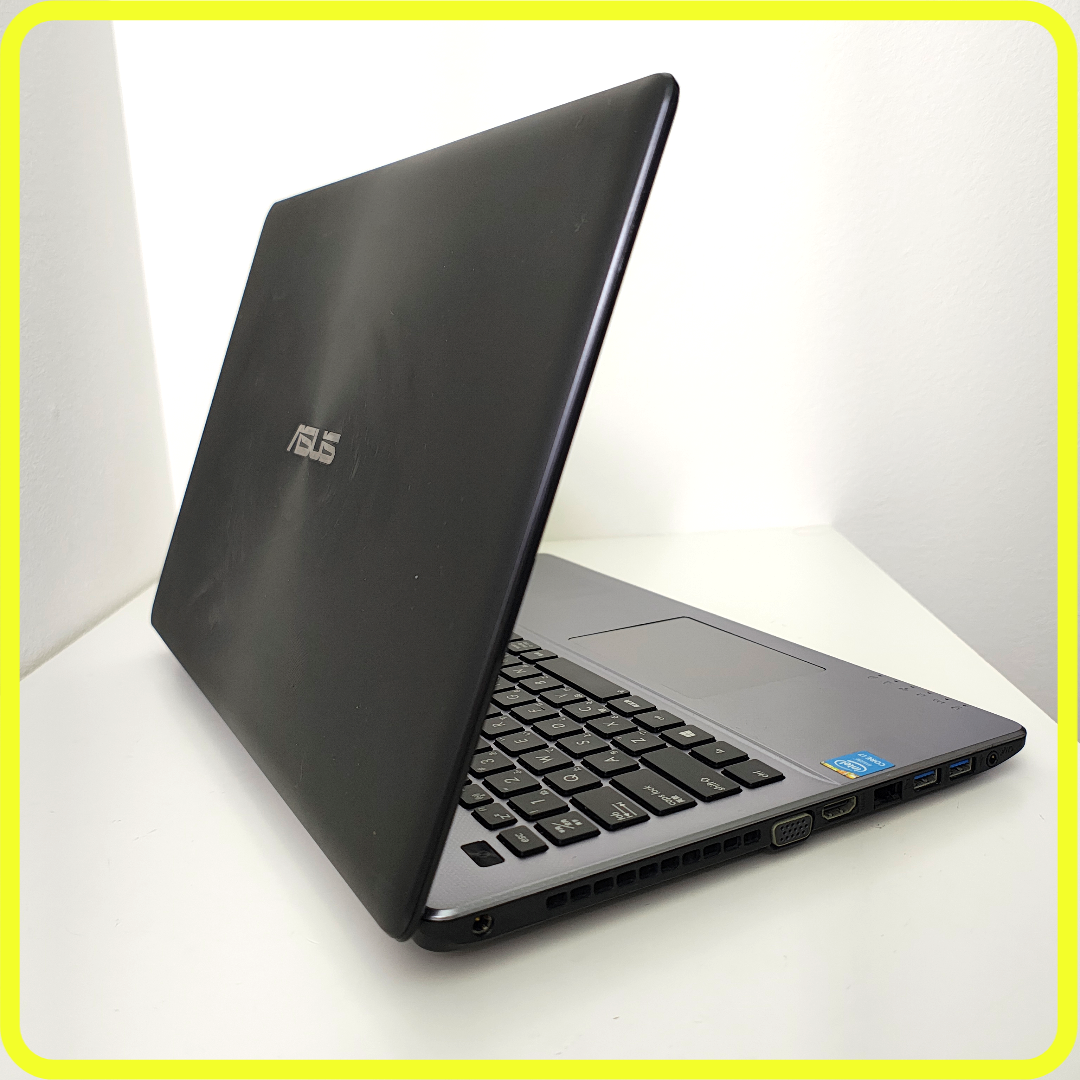 ASUS(エイスース)のCore i7　新品SSD512GB⭐️windows11ノートパソコン　573 スマホ/家電/カメラのPC/タブレット(ノートPC)の商品写真