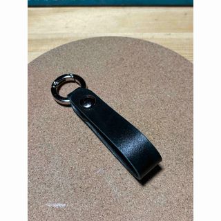 ベルトループキーホルダー　ベルギー産ルガト　ハンドメイド