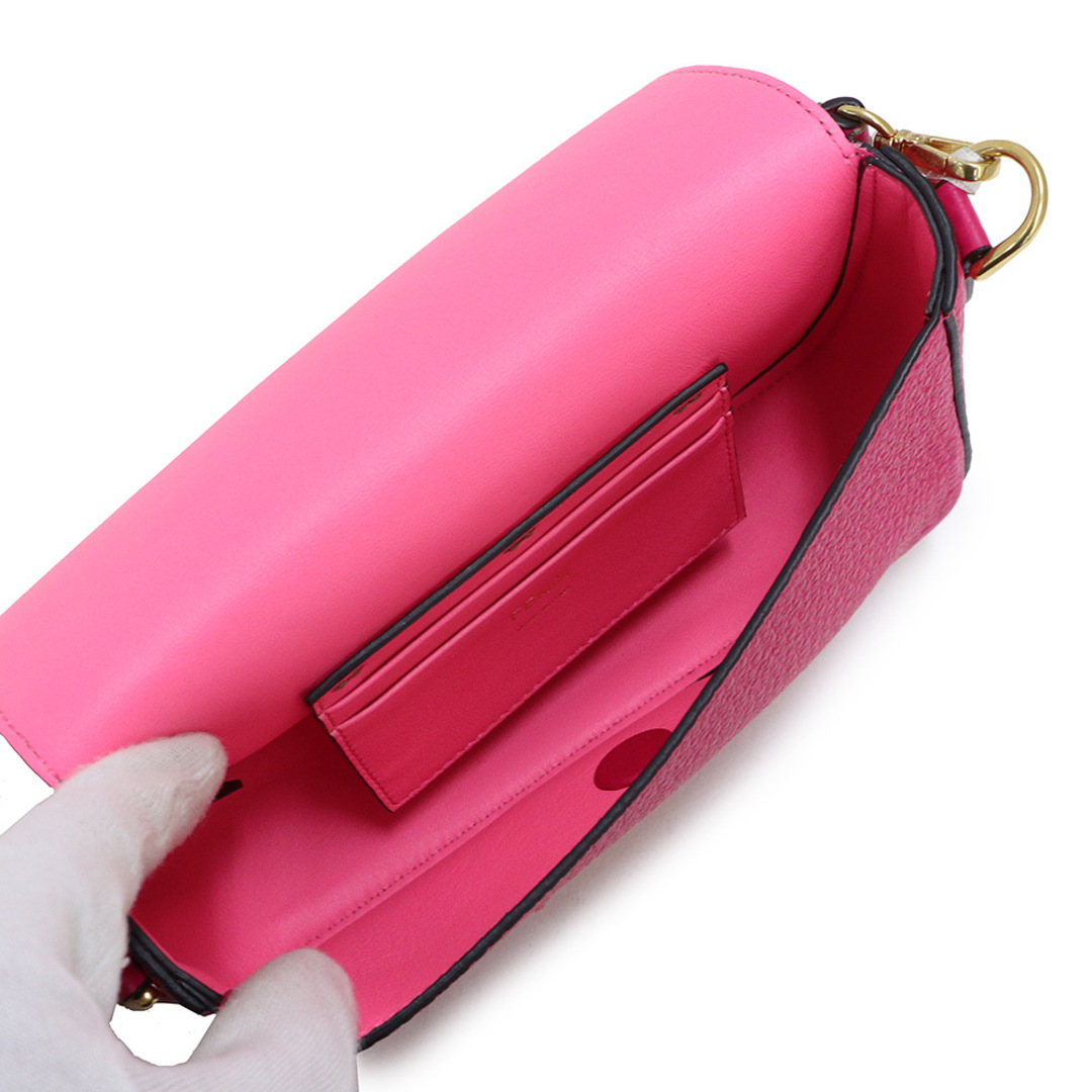 【FENDI】 コーラルピンク レザー バゲットカード ホルダー FF FENDI - フェンディ ミニ マンマバケット チェーン 2WAY
