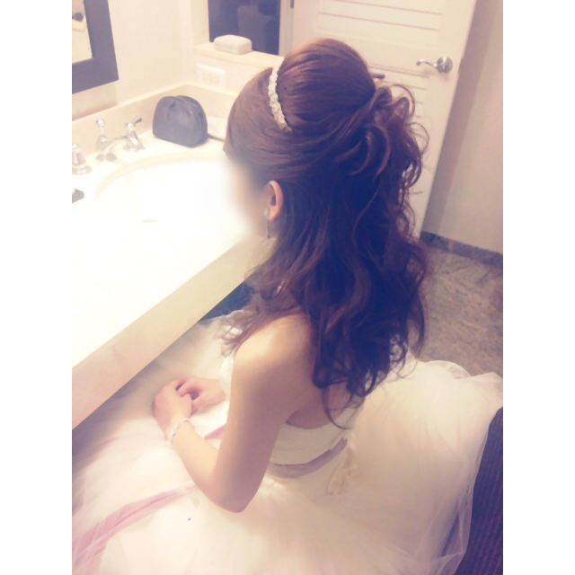 ぴぃ様 Wedding ビジューカチューシャ♡ レディースのヘアアクセサリー(カチューシャ)の商品写真