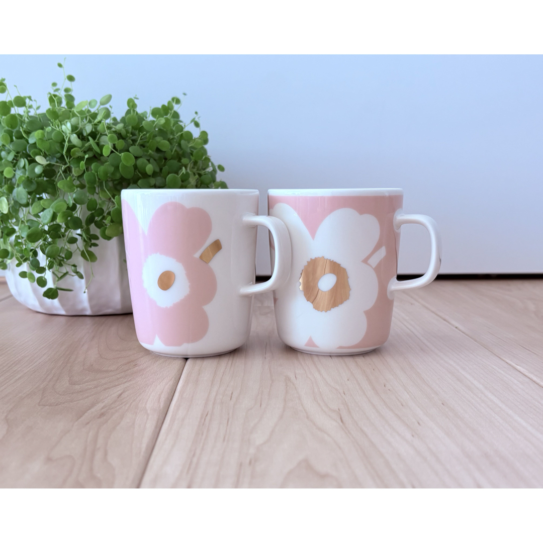 marimekko(マリメッコ)のmarimekko(マリメッコ) ウニッコ ペアマグカップ インテリア/住まい/日用品のキッチン/食器(グラス/カップ)の商品写真