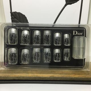 ディオール(Dior)のＤｉｏｒフェイクネイルセット(つけ爪/ネイルチップ)