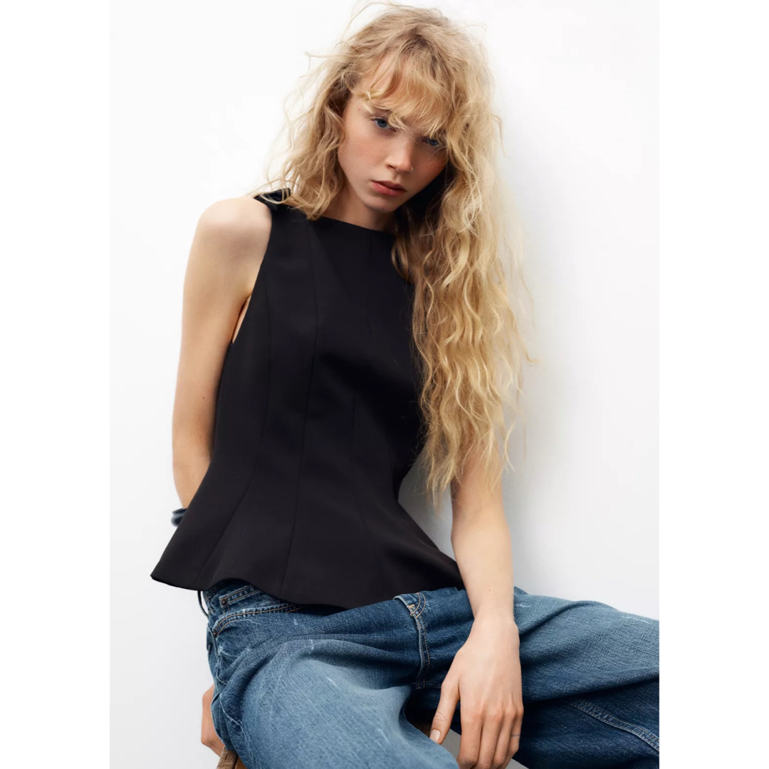 完売品ZARA ぺプラムリボントップス M新品タグ付き ブラック ZARA - 完売品 ZARA ぺプラムリボントップス M新品タグ付き