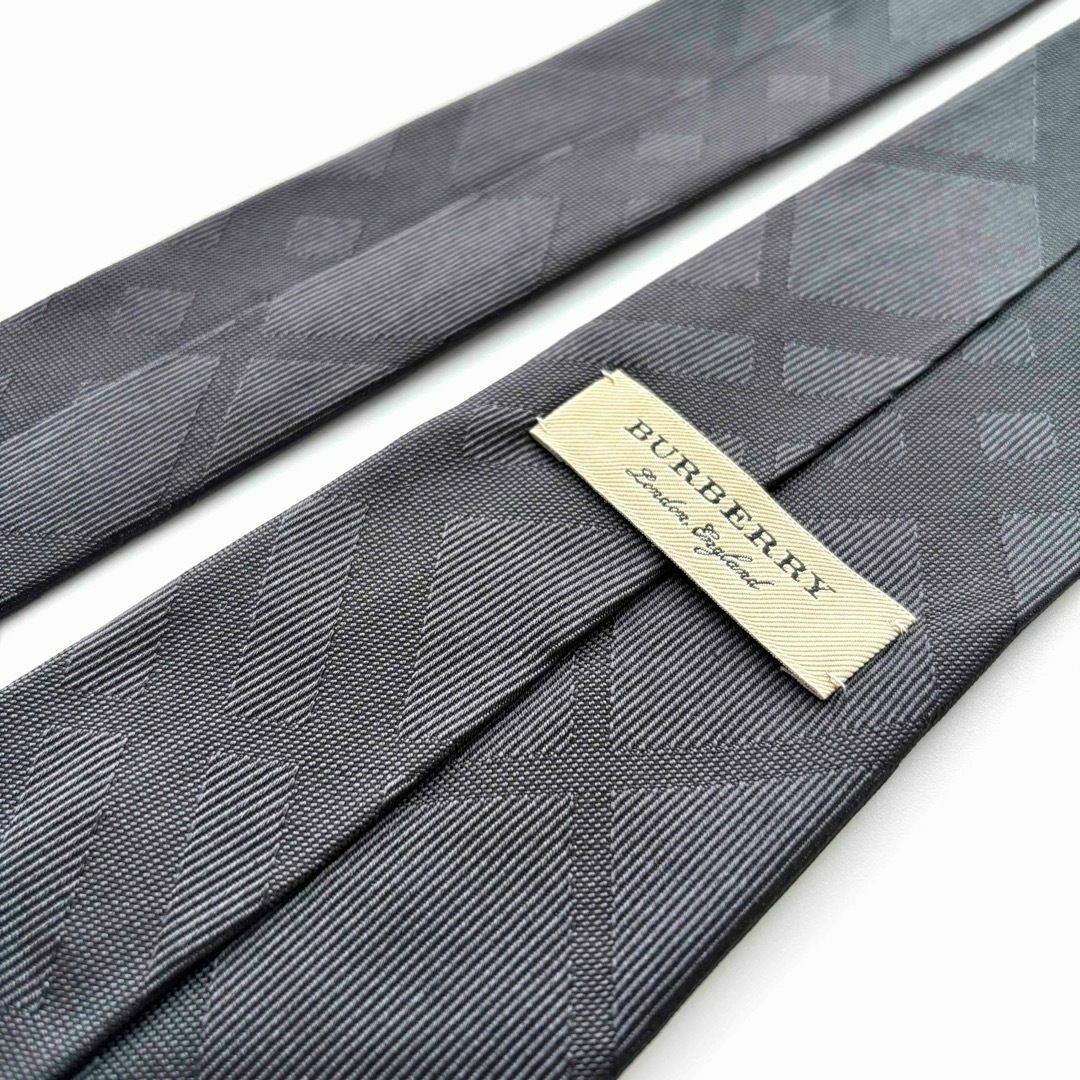 バーバリー ネクタイ ノバチェック シャドーホースロゴ BURBERRY LONDON新品シャドーホースロゴ メンズネクタイ ꧁美品