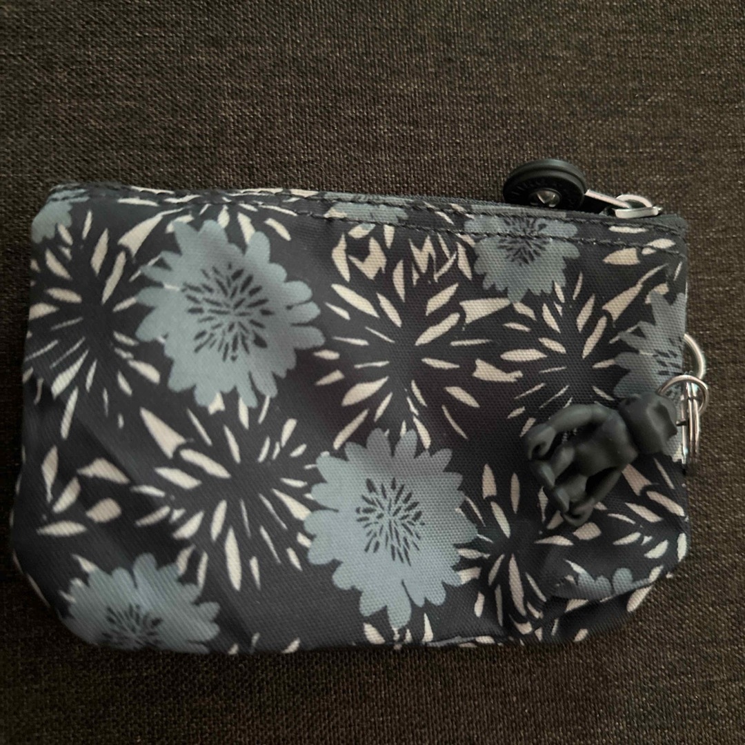 キプリング Kipling K70083 49G ポーチ kipling - 中古 キプリングポーチ 三連の通販 by レイニーブルー