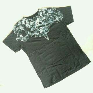 マルセロブロン(MARCELO BURLON)の【いっとー様】マルセロ蛇TシャツMサイズ(Tシャツ/カットソー(半袖/袖なし))